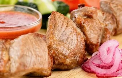 Шашлык из свиной шеи Шашлык из свиной шеи
