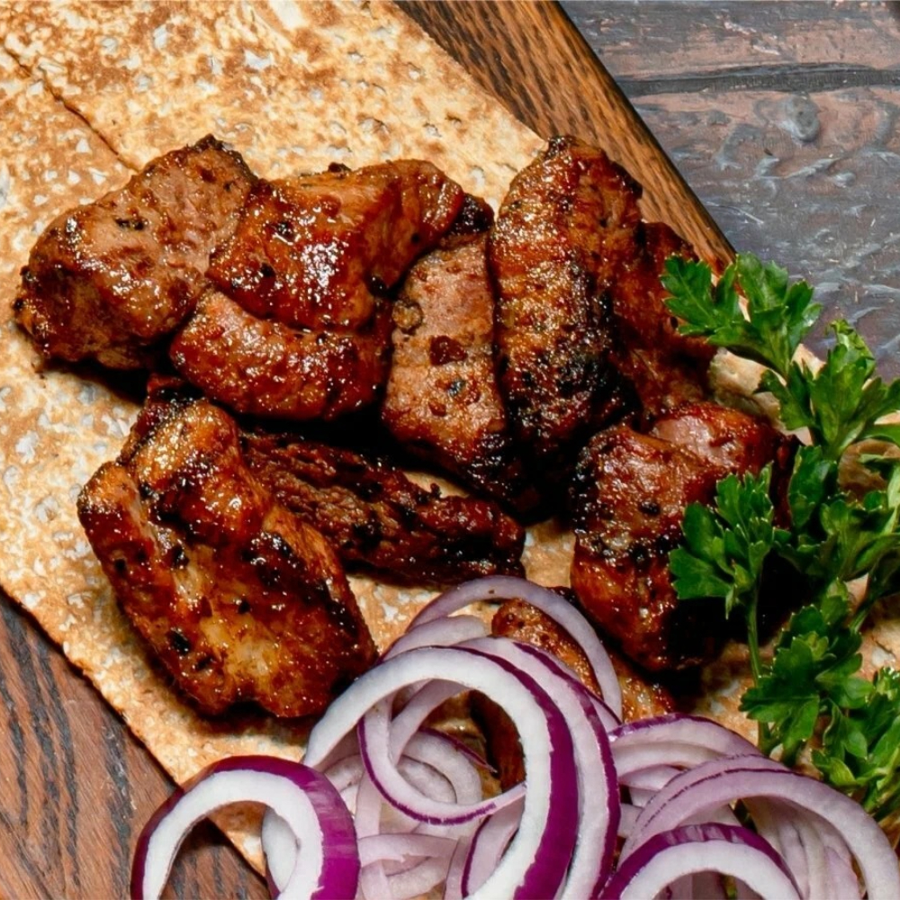 Шашлык из свиной шеи Шашлык из свиной шеи