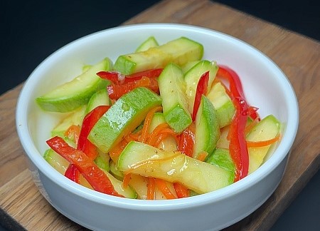 Кабачки по -корейски Кабачки по -корейски