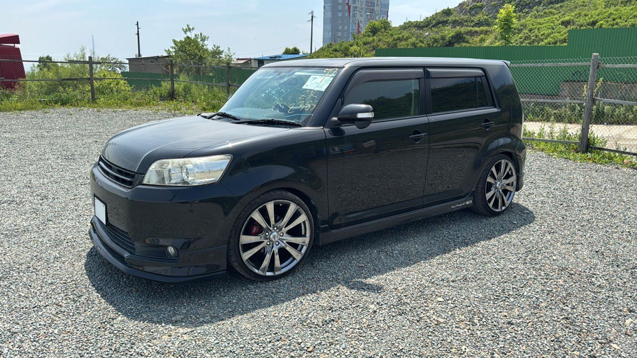 TOYOTA Corolla Rumion 1.8S ON B LIMITED