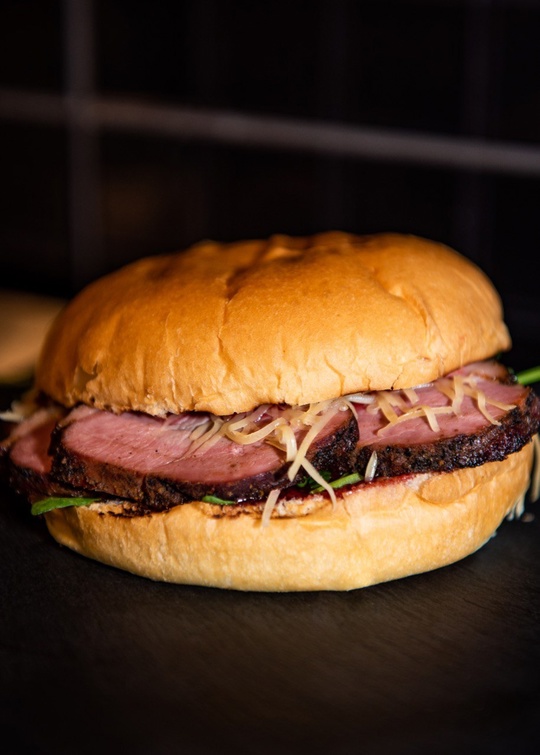 БУРГЕР С УТКОЙ БУРГЕР С УТКОЙ