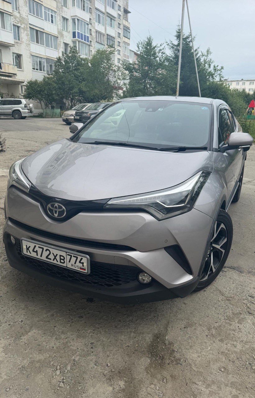 TOYOTA C-HR 2017 G-T LED Edition 4WD