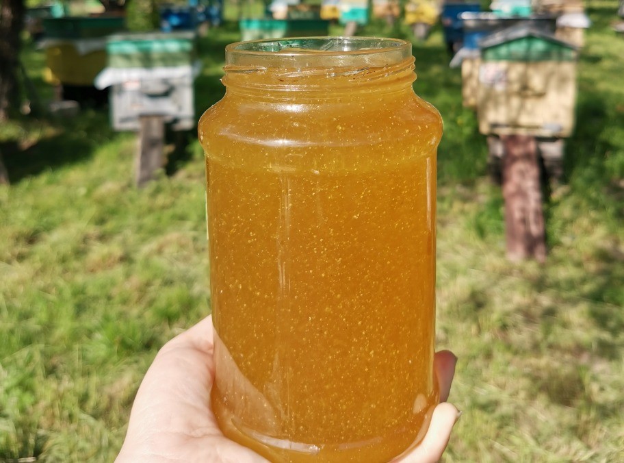 Майский мёд