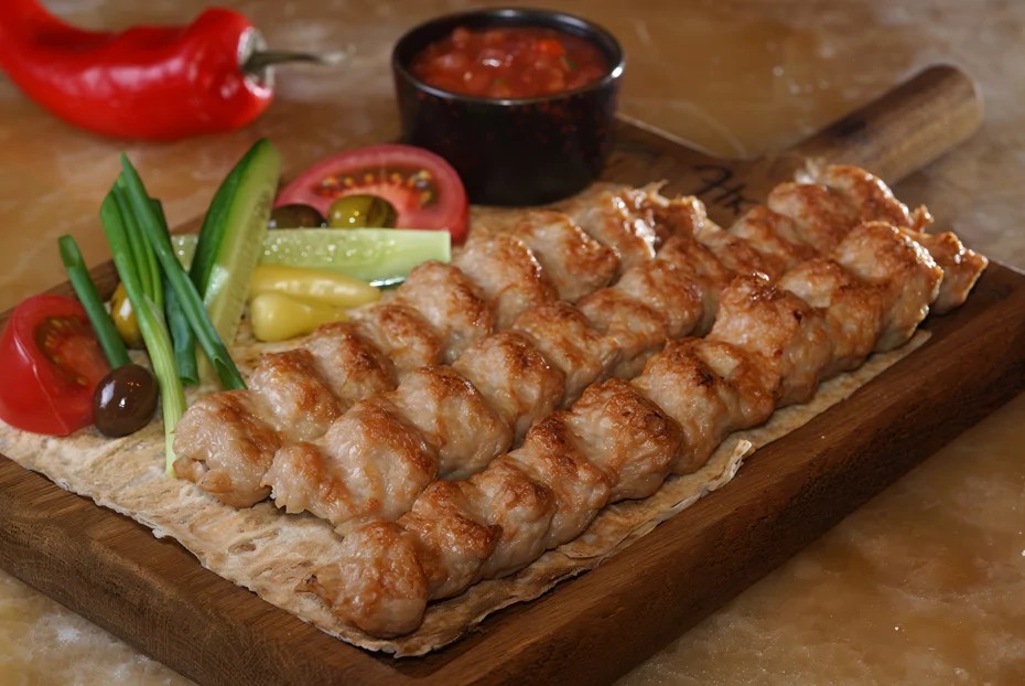 ЛЮЛЯ-КЕБАБ ИЗ КУРИЦЫ