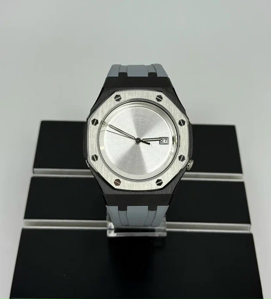 SILVER SILENCE SILVER SILENCE