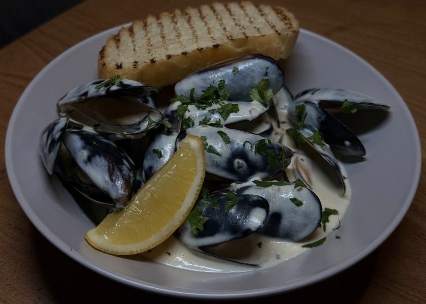 Мидии в сливочном соусе Дорблю