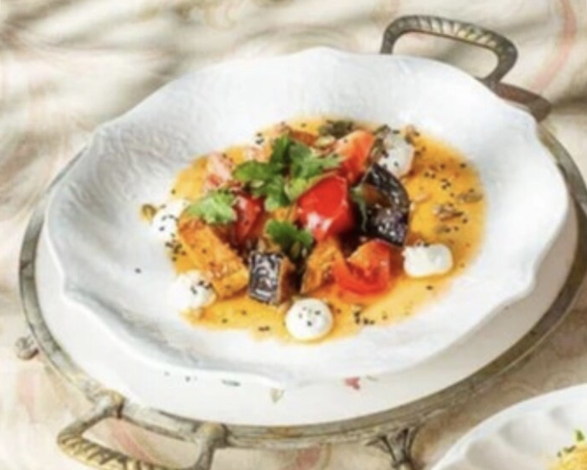 Салат с хрустящими баклажанами 220 г