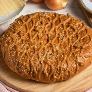 Курник с ветчиной, сыром и грибами
