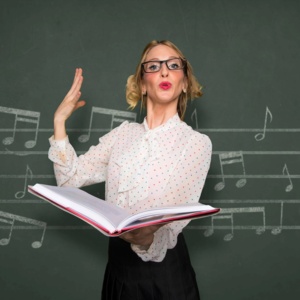 Занятие с преподавателем по музыке
