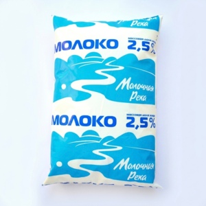 Молоко "Молочная река" 2,5%, 0,85л